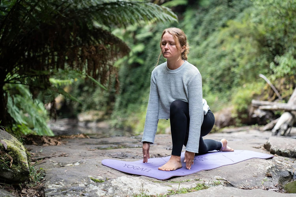 Yoga Mat with Alignment Lines. Yoga Mats with Carry Strap Perfect for Pilates and Fitness Workout, Eco Friendly Non Slip Thick Yoga Mats for Women and Men - Yoga Matt.